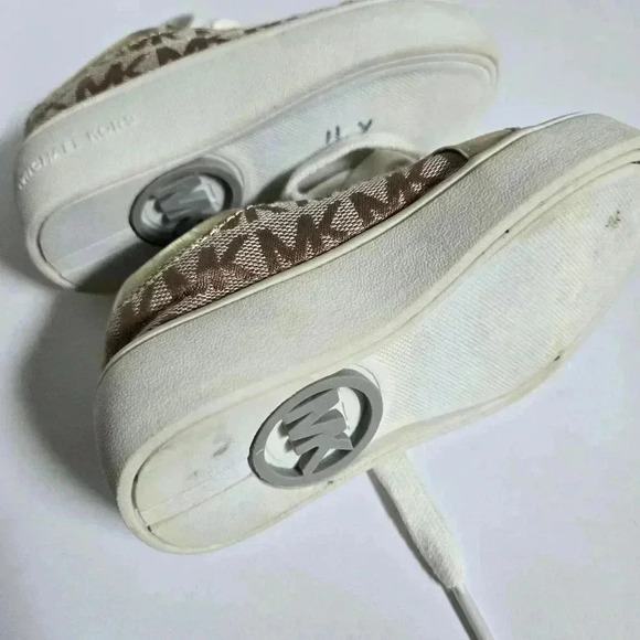Michael Kors Gold Tan Lil Madeleine Monogram Lace Up Sneakers sz 6 - Picture 5 of 5